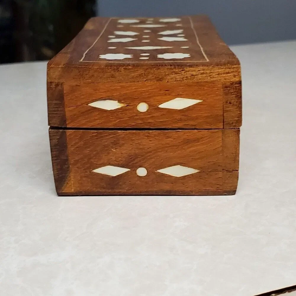 Handmade wooden trinket